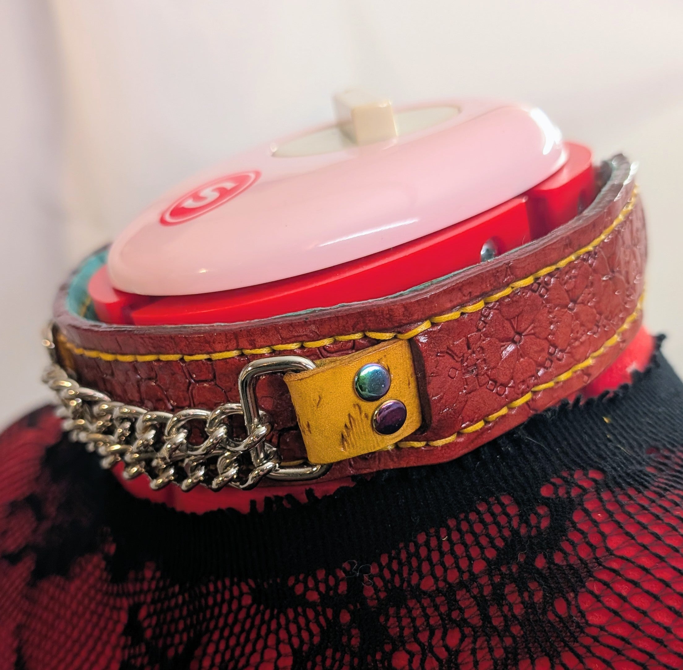Straight cut Day Collar with locking buckle and chain decor. Red and Yellow