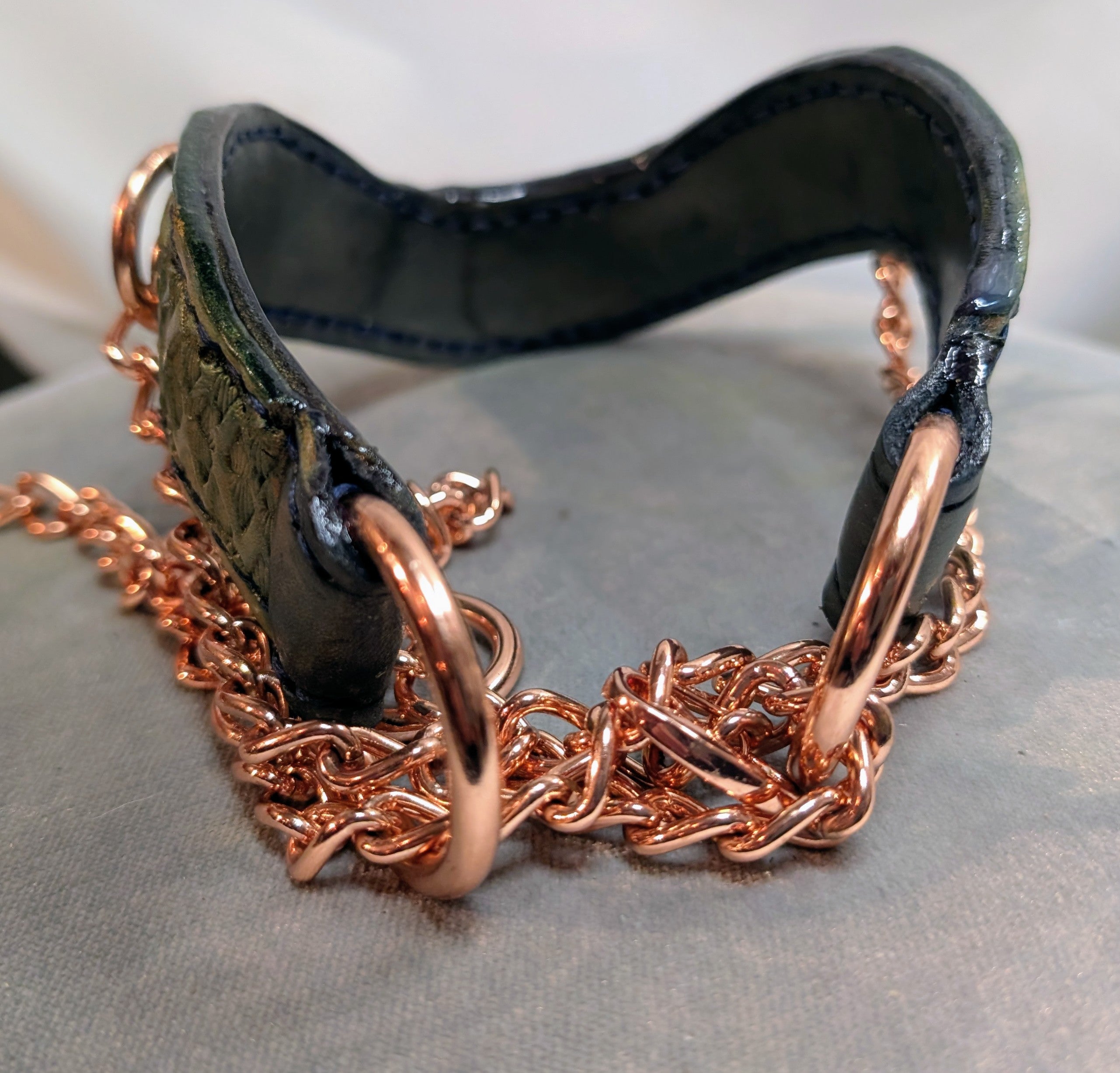 Metallic Green Crescent-cut working collar with "Choke-Her-Chain" closure