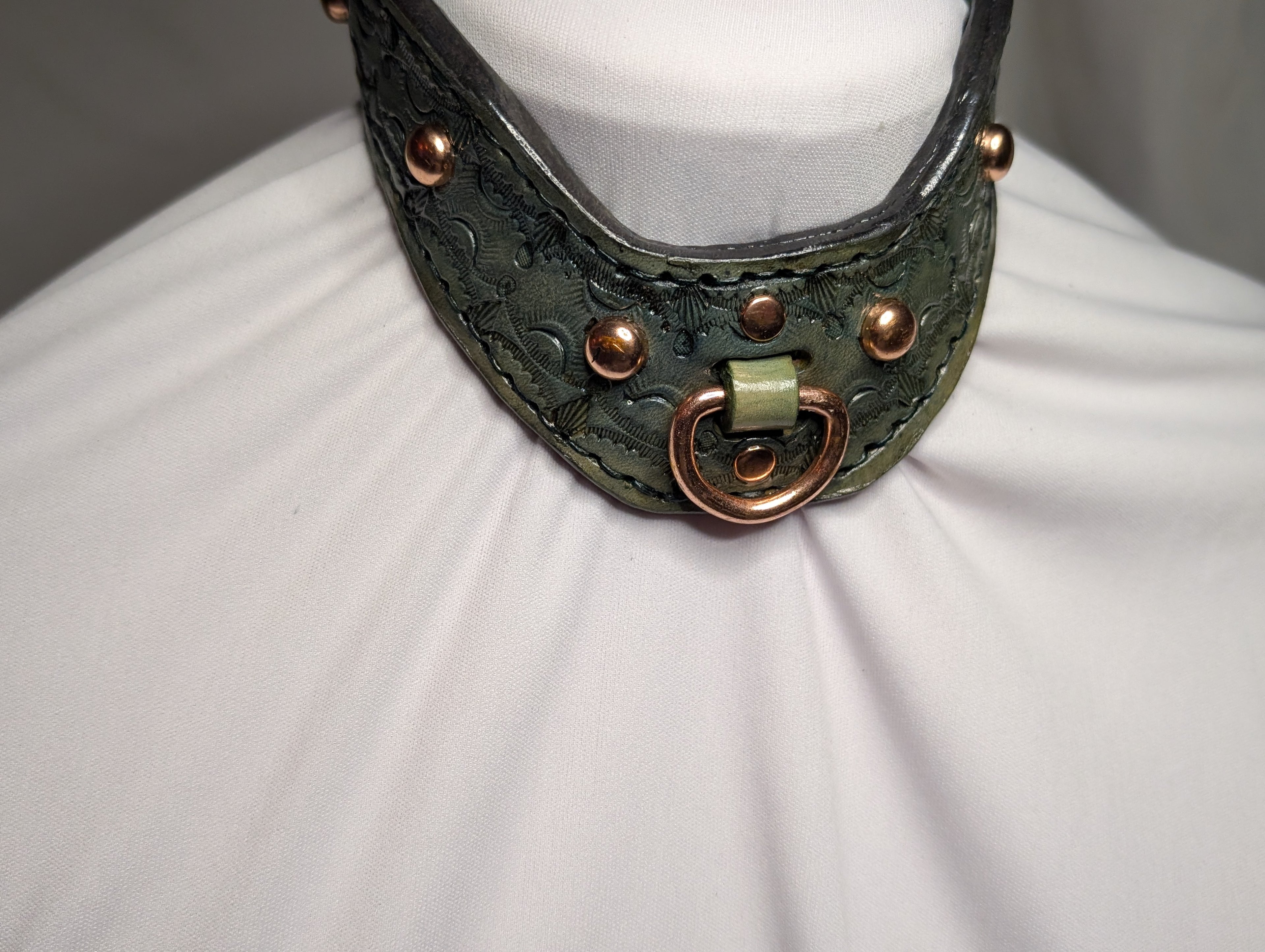Teal green buckled crescent-cut working collar w/ copper plate studs and lead ring
