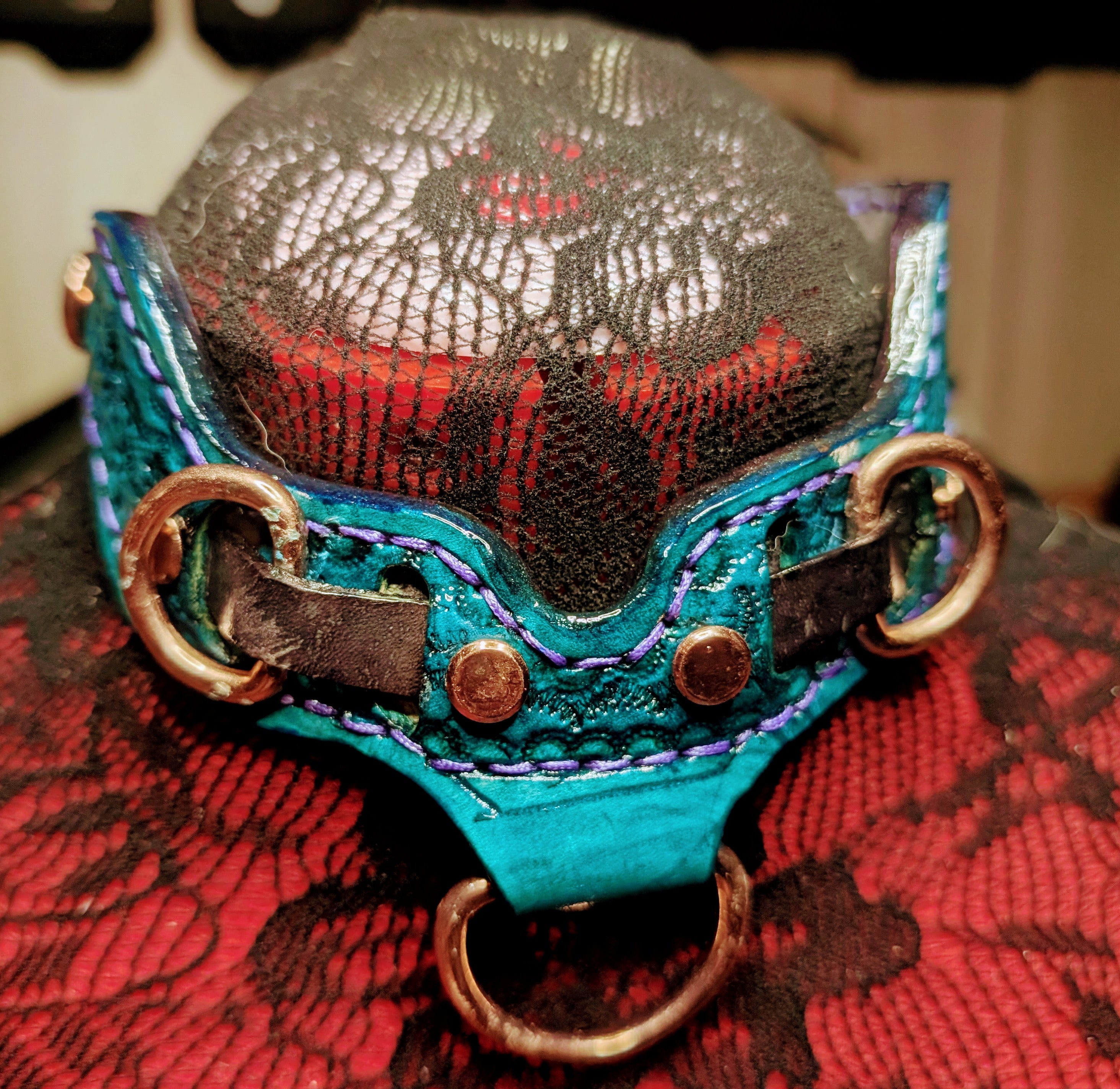 Blue & violet buckled bobdage collar